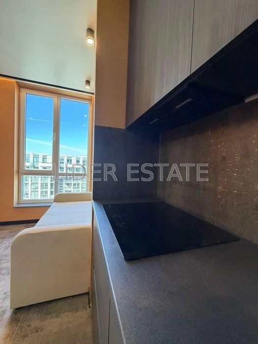 Продам 1,5 кімн. квартиру 43 м² у ЖК KRONA house, Ужгород, 9