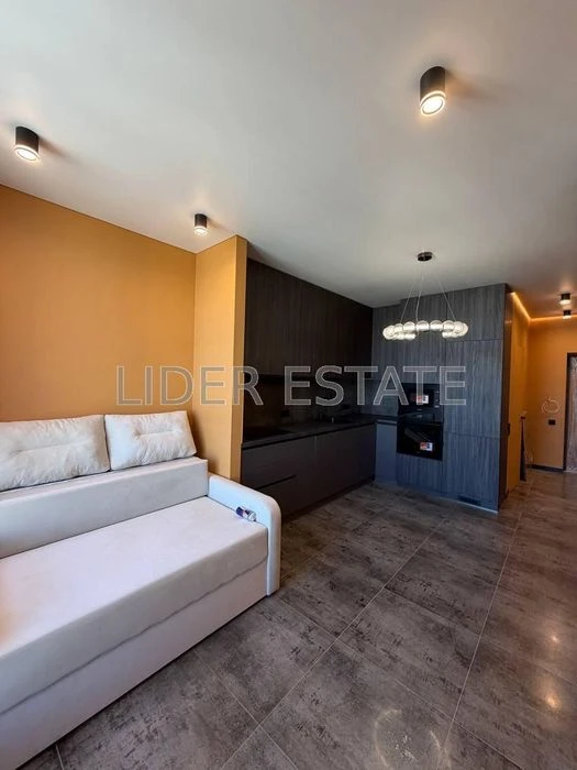 Продам 1,5 кімн. квартиру 43 м² у ЖК KRONA house, Ужгород, 9