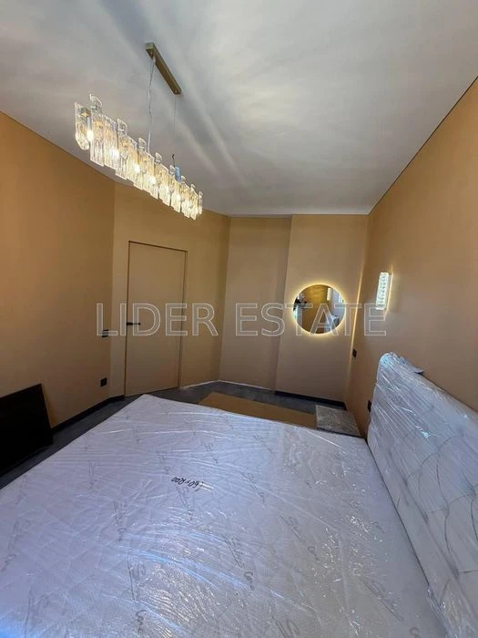 Продам 1,5 кімн. квартиру 43 м² у ЖК KRONA house, Ужгород, 9