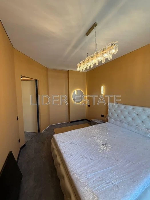 Продам 1,5 кімн. квартиру 43 м² у ЖК KRONA house, Ужгород, 9