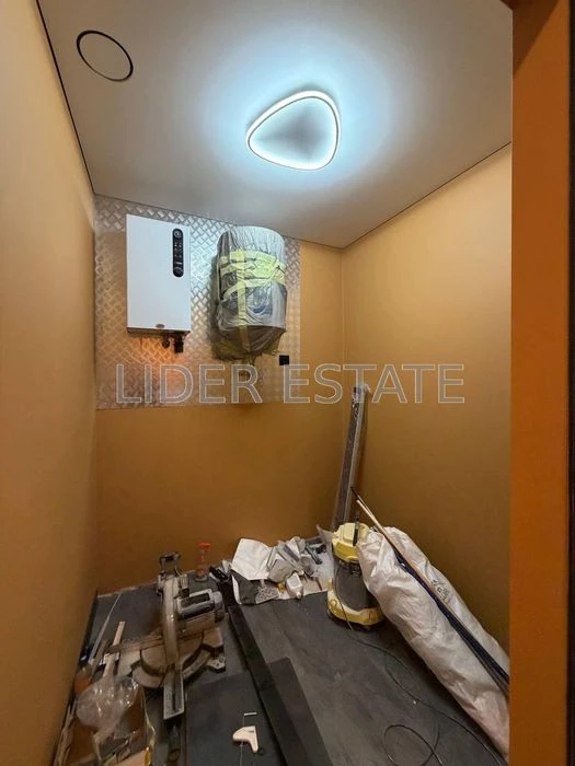 Продам 1,5 кімн. квартиру 43 м² у ЖК KRONA house, Ужгород, 9