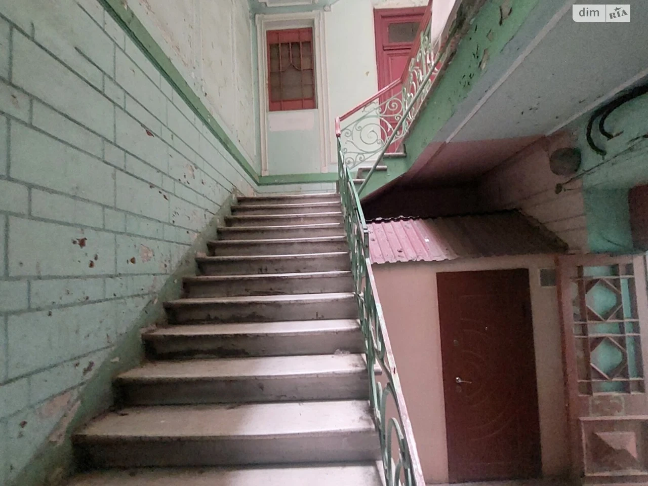 Room for sale Primorsky