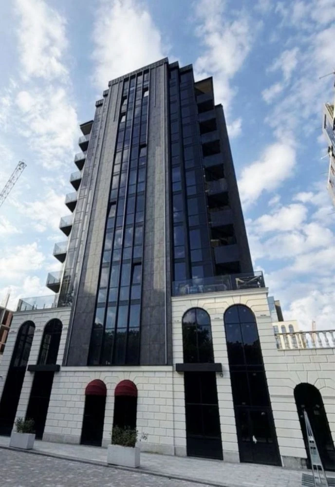 Продаж дизайнерської 3-кім квартири в одному з найпрестижніш