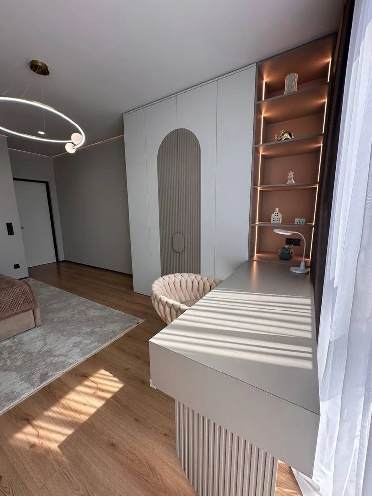 Продаж 2-кімнатної квартири 75 м² в Ужгороді