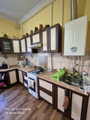 Продаж квартири в центрі міста 112кв.м.