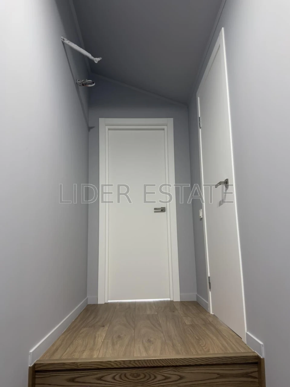 Продаж дворівневої 3-кімнатної квартири | 79,6 м² | Ужгород