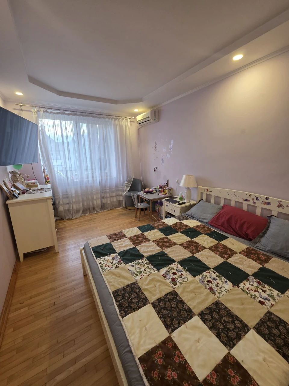 Квартира 3 км окремі кімнати рн Кампотний