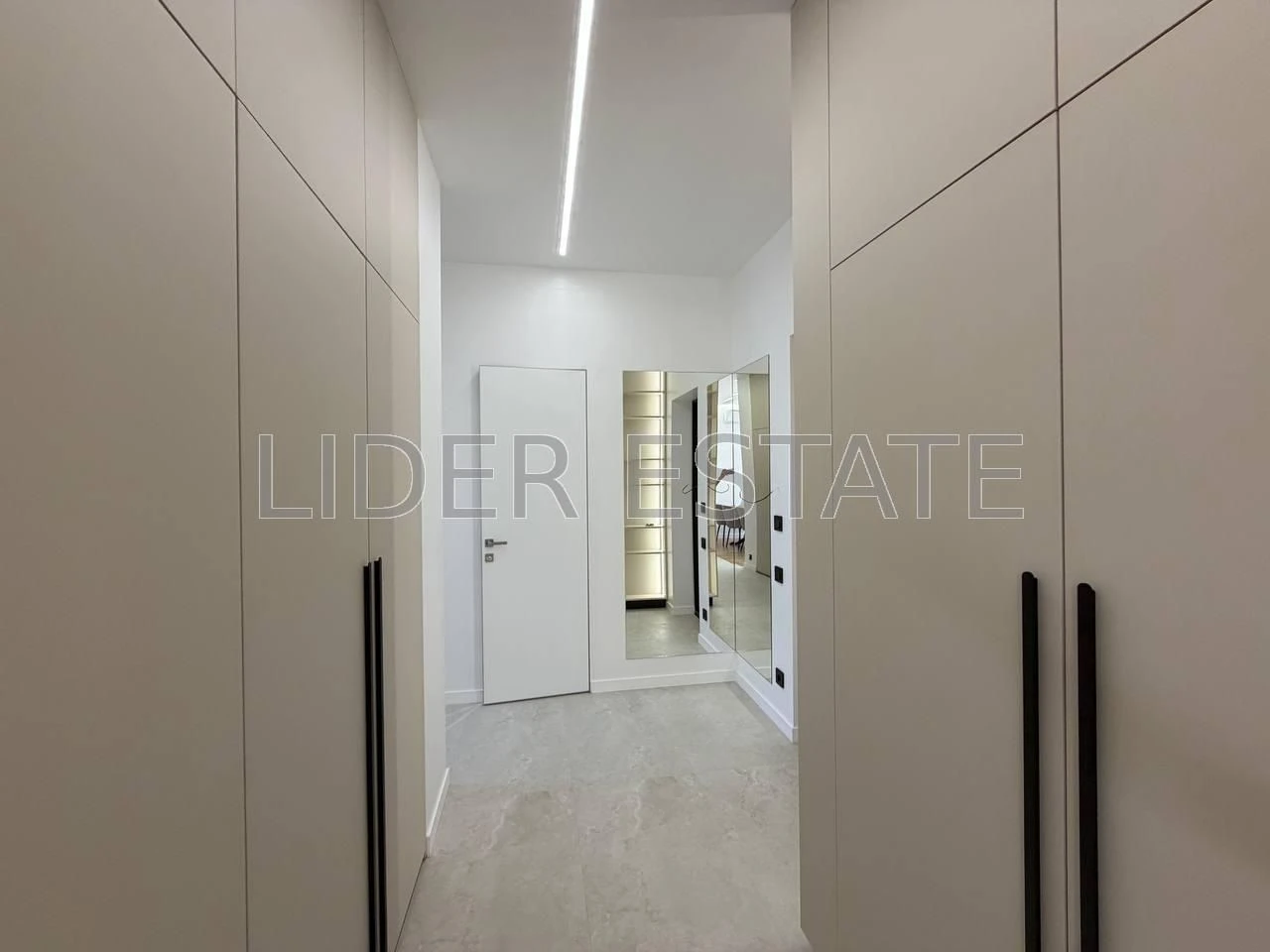 Продаж 2-кімнатної квартири в ЖК Uzh Towers | Слов'янська на