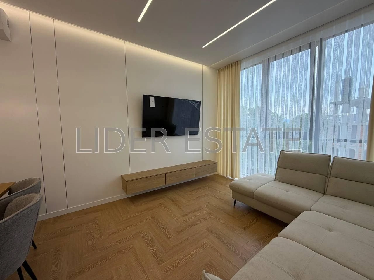 Продаж 2-кімнатної квартири в ЖК Uzh Towers | Слов'янська на