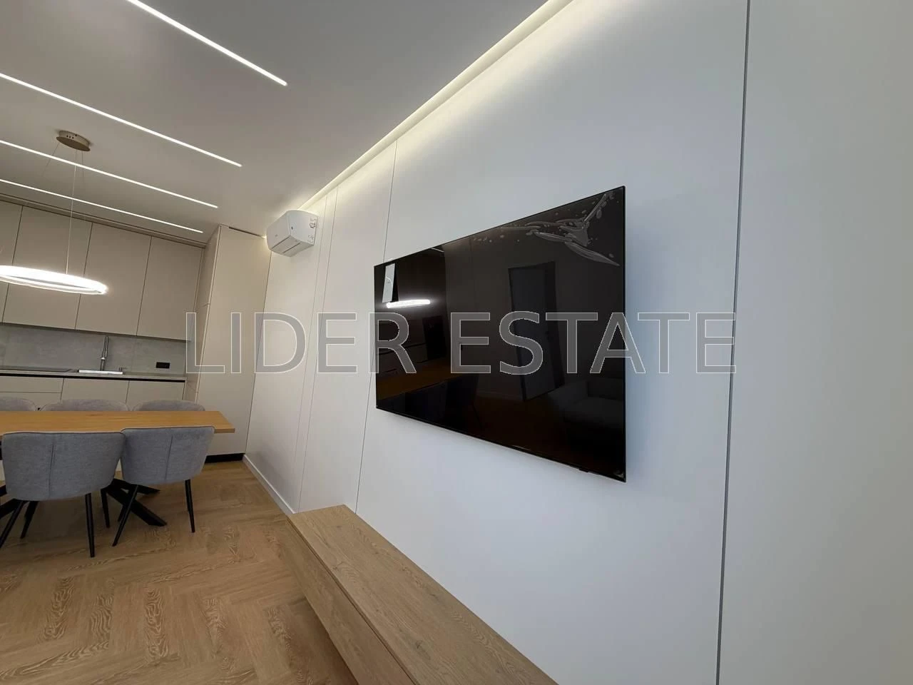 Продаж 2-кімнатної квартири в ЖК Uzh Towers | Слов'янська на
