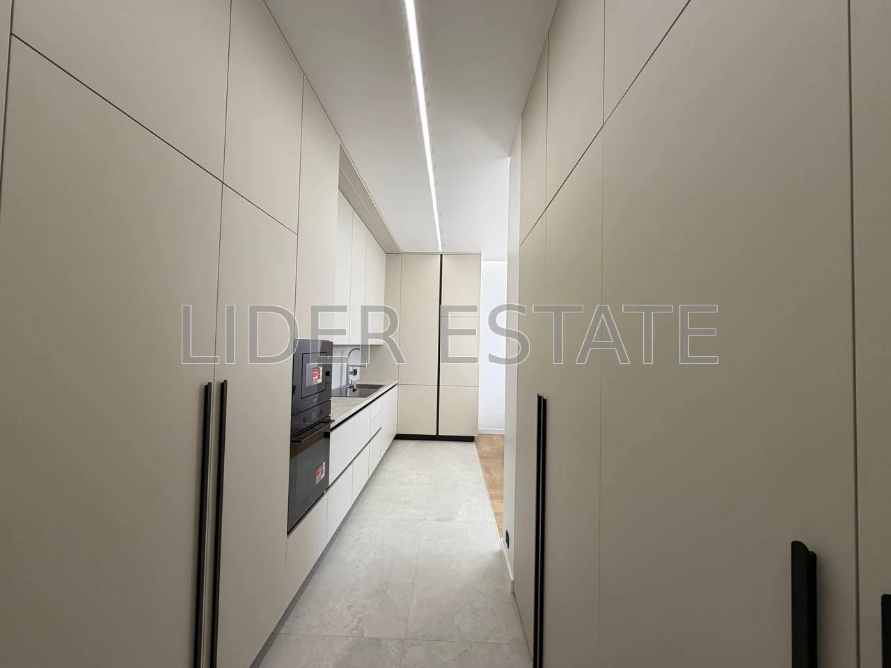 Продаж 2-кімнатної квартири в ЖК Uzh Towers | Слов'янська на