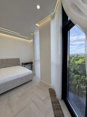 ЖК Uzh Towers. Панорамна 3-х кімнатна квартира
