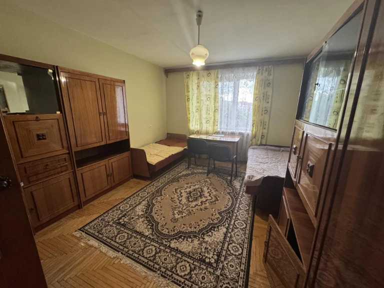 2к в центральній частині міста.