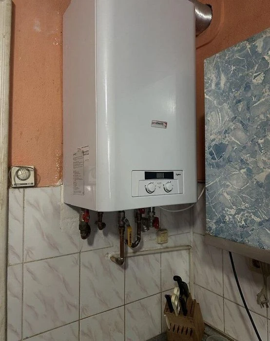 2-к, центр міста. Газове опалення