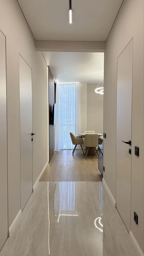 Продаж 2-х кімнатна ЖК Uzh Towers.