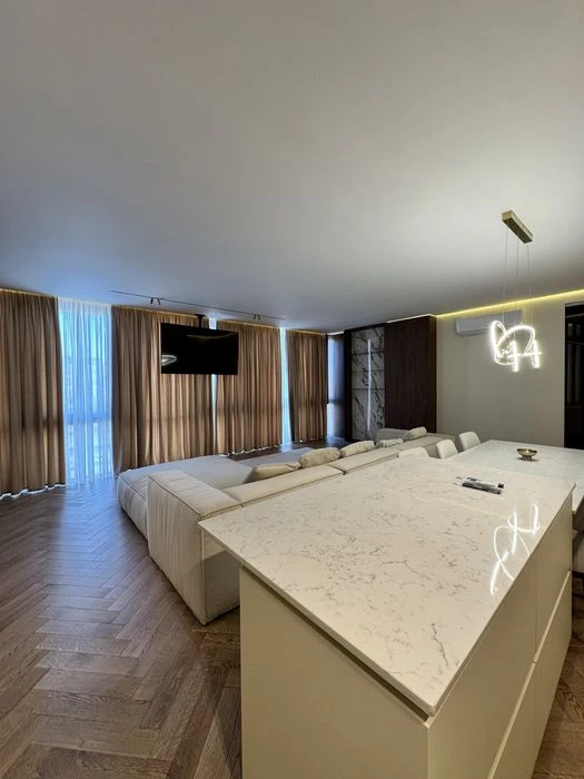 Продаж VIP квартири/ ЖК Crystal