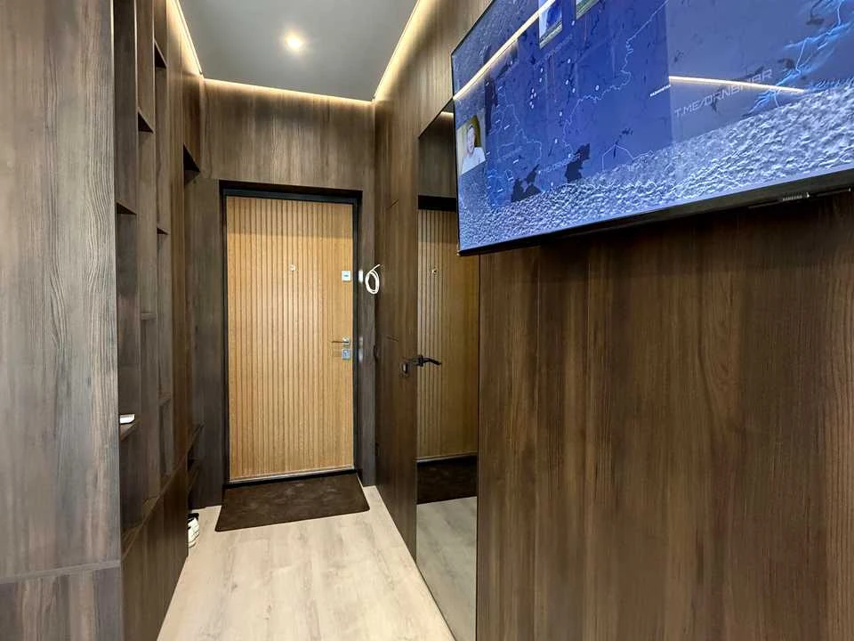 Квартира. Ужгород, Героїв 128-ї Бригади вул. (8 Березня), 56