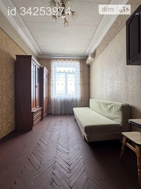 Room for sale 14 sq. m. on Serhiy Naboky St. 9A • ID 342539