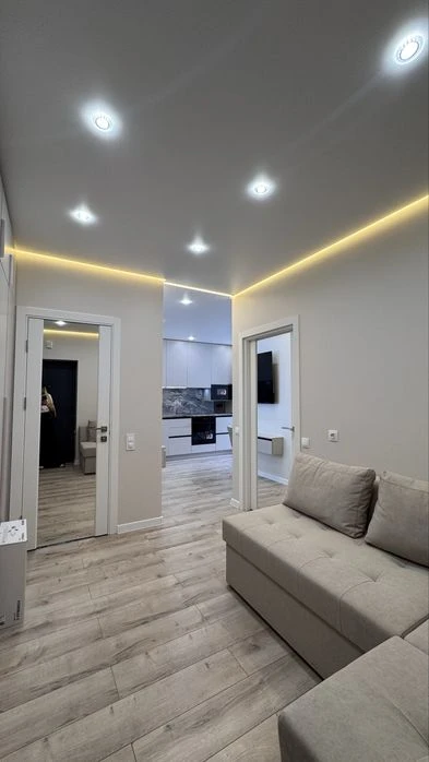 Центр. Новобудова. 55 м.кв.