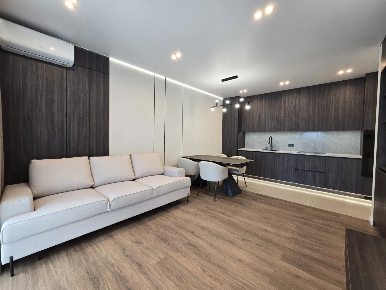 Елітна двокімнатна квартира 68,9 м² у престижному ЖК Park La