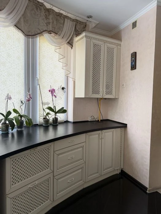 Продаж трьохрівневої 5-кімнатної квартири в ЖК «Сакура»