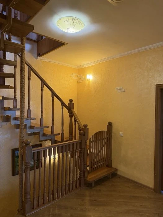 Продаж трьохрівневої 5-кімнатної квартири в ЖК «Сакура»