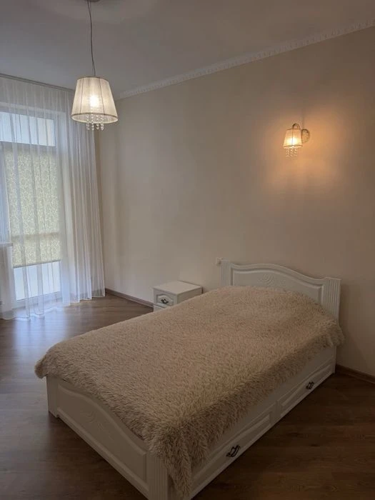 Продаж трьохрівневої 5-кімнатної квартири в ЖК «Сакура»