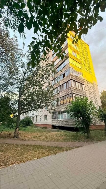 Продаж 2-х кімнатної квартири. Вул.Амброса , 40