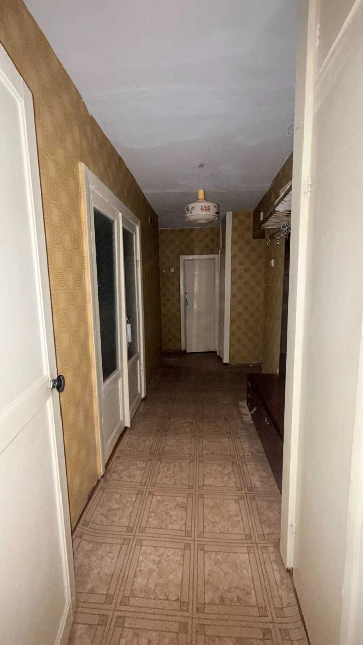 Продаж 2-х кімнатної квартири. Вул.Амброса , 40