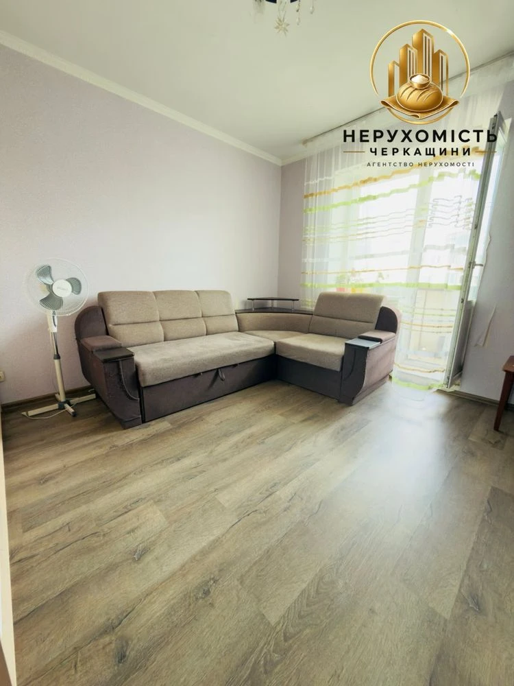 Продаж 2х-кімнатної квартири Митниця