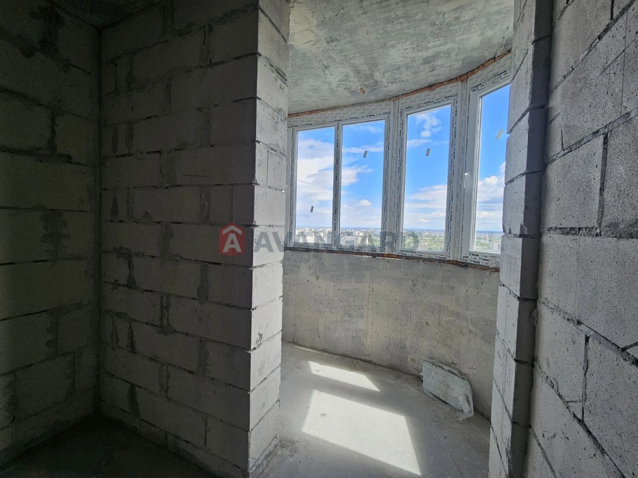 Продаж 3-кім квартири центр.