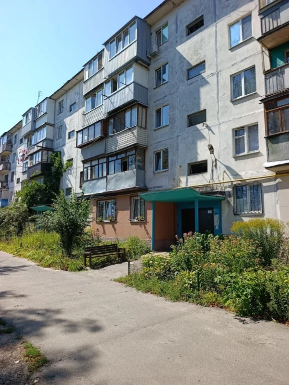 Продається 3к квартира вул.Смілянська 117