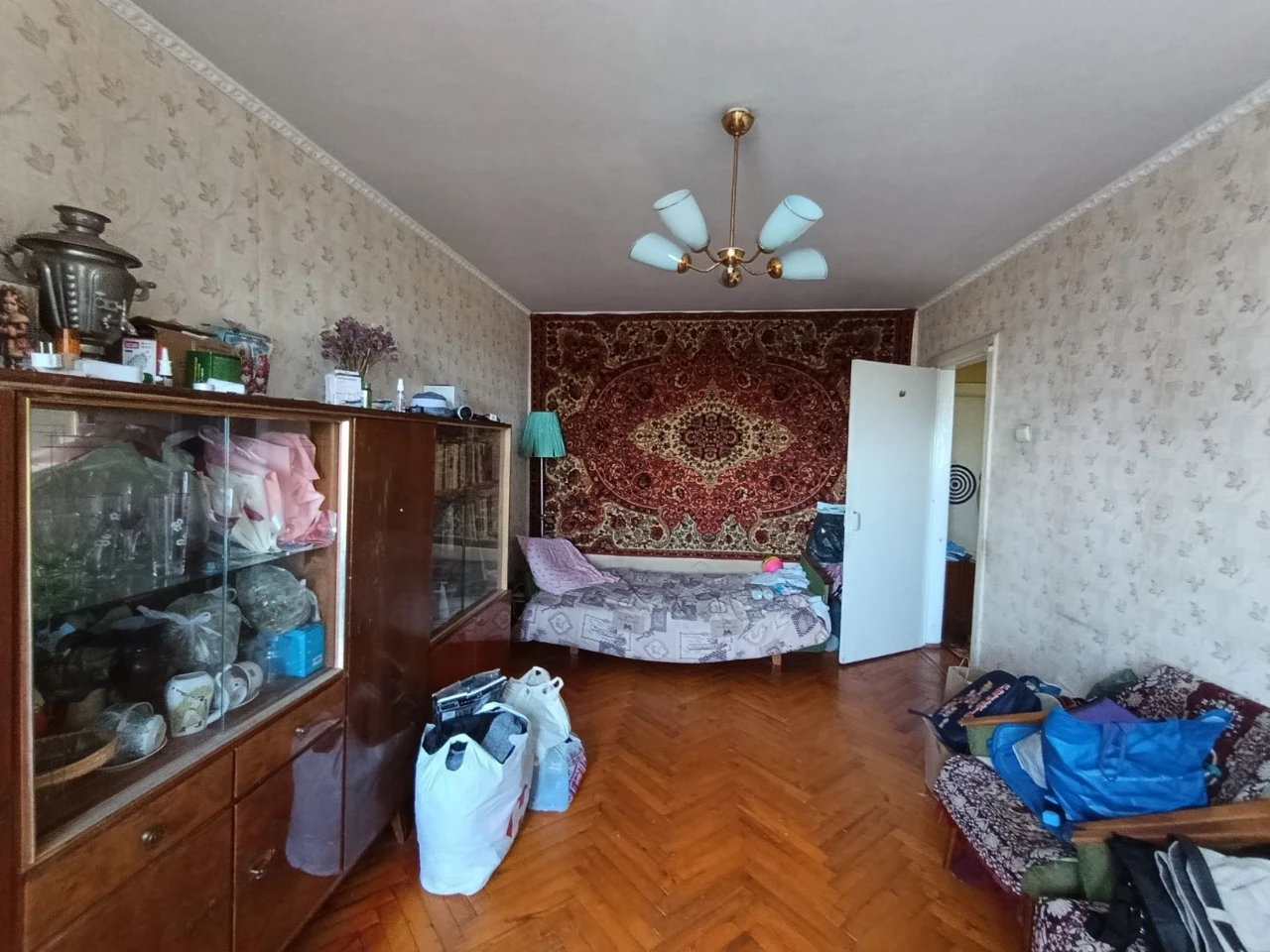 Продається 3к квартира вул.Смілянська 117