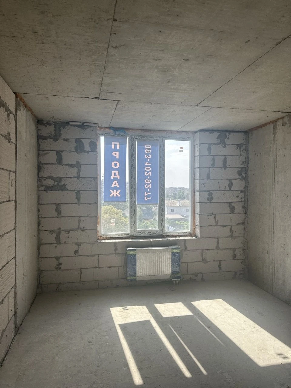 Продаж квартири в новобудові в центрі міста
