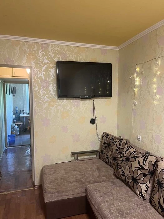 Продажа 2-х кімнатної квартири на вул. Мілютенка 44