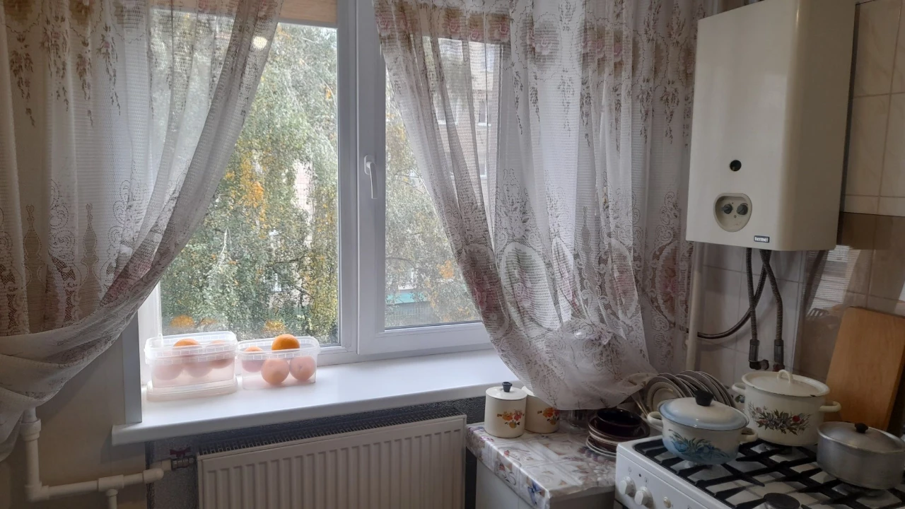 Продаж/обмін 2 кім. кв. р-н Ж/Д вокзала з ремонтом 3/5 Ц 48/
