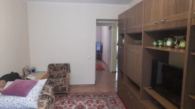 Продаж/обмін 2 кім. кв. р-н Ж/Д вокзала з ремонтом 3/5 Ц 48/