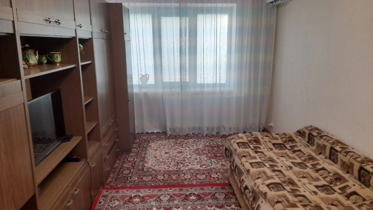 Продаж/обмін 2 кім. кв. р-н Ж/Д вокзала з ремонтом 3/5 Ц 48/