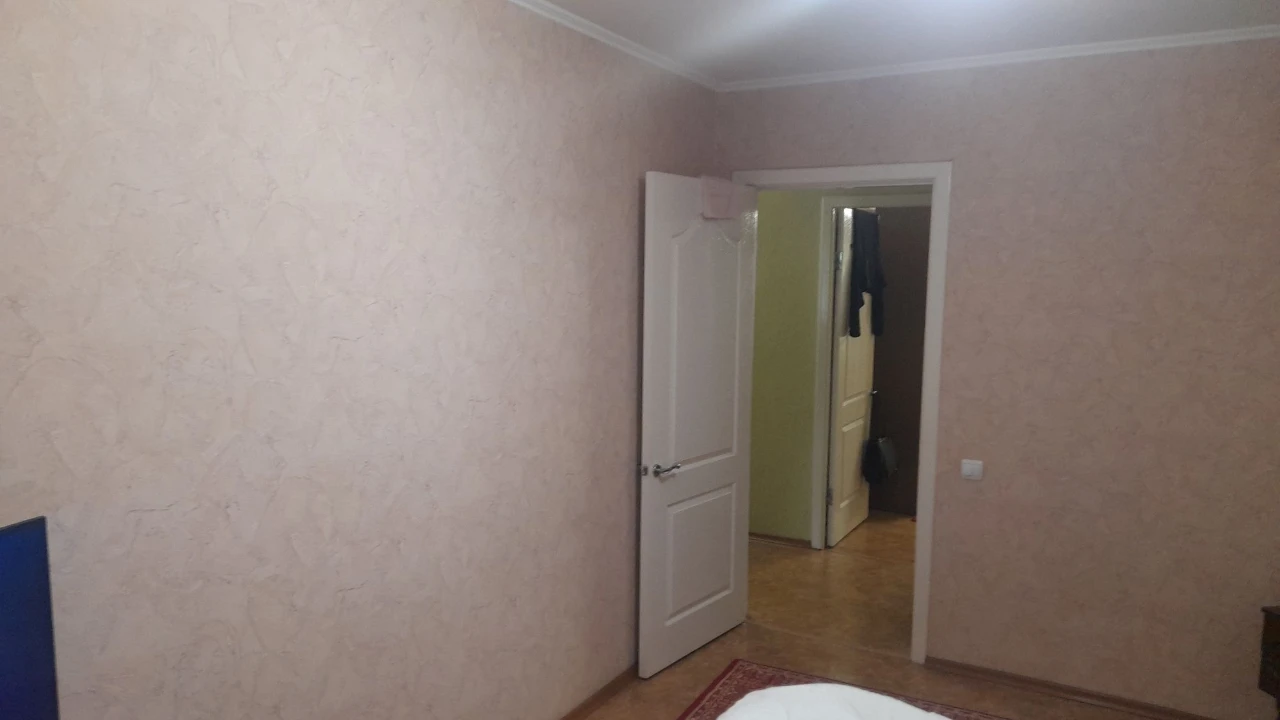 Продаж/обмін 2 кім. кв. р-н Ж/Д вокзала з ремонтом 3/5 Ц 48/