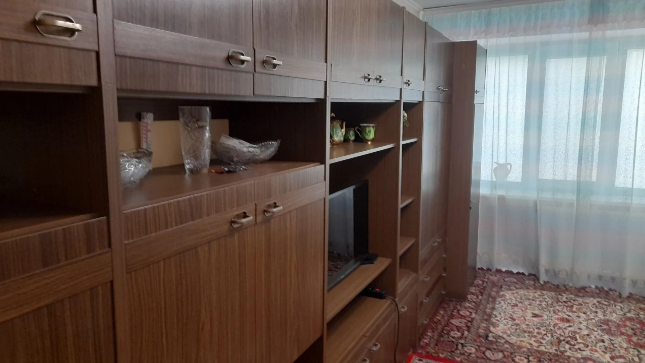 Продаж/обмін 2 кім. кв. р-н Ж/Д вокзала з ремонтом 3/5 Ц 48/