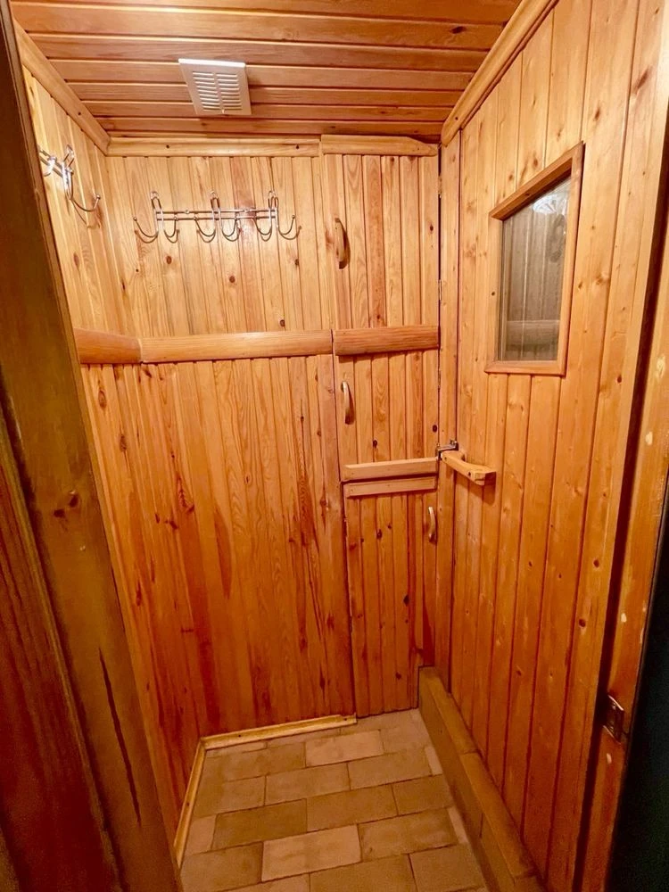 Продам 5 - кв. вул. Г. Дніпра