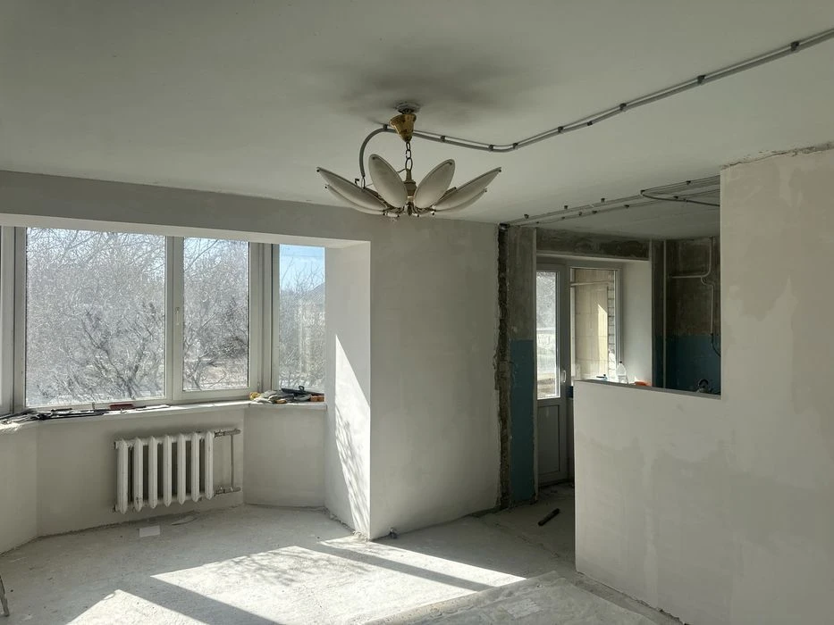 Пропонуємо до продажу велику 5-ти кім квартиру в Тихому Цент