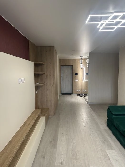 Квартира в новобудові з ремонтом по вулиці Дашковича