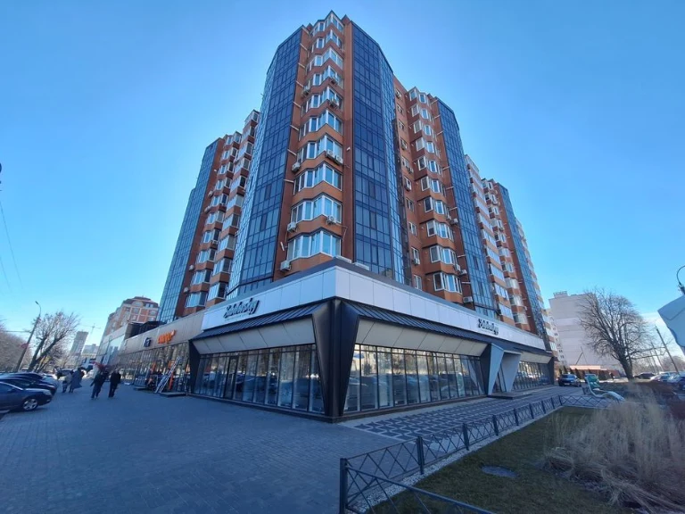 2ка, центр, Симфония 80кв. - 70000д. (і1