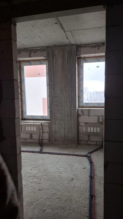 Продам 2 комнатную Северная Салтовка