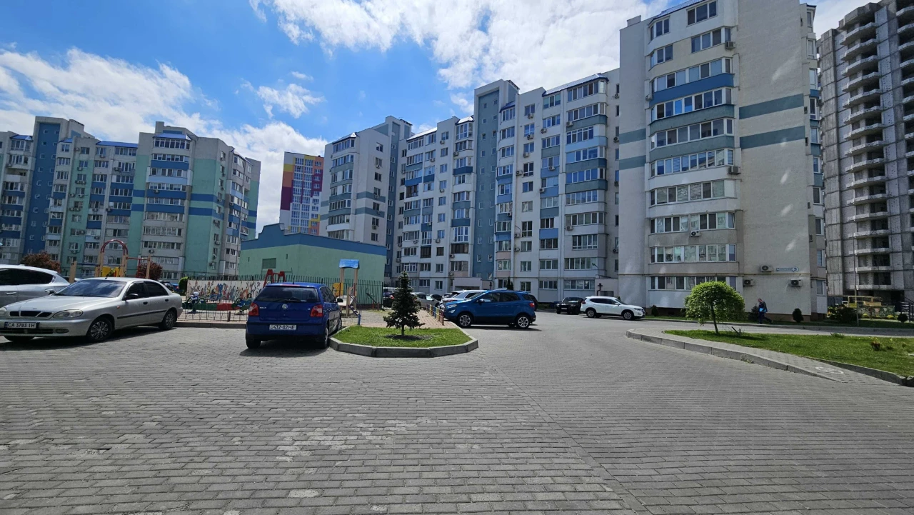 СІМЕЙНА 2кім.кв МРІЇ в СУЧАСНОМУ ЖК Нова Митниця