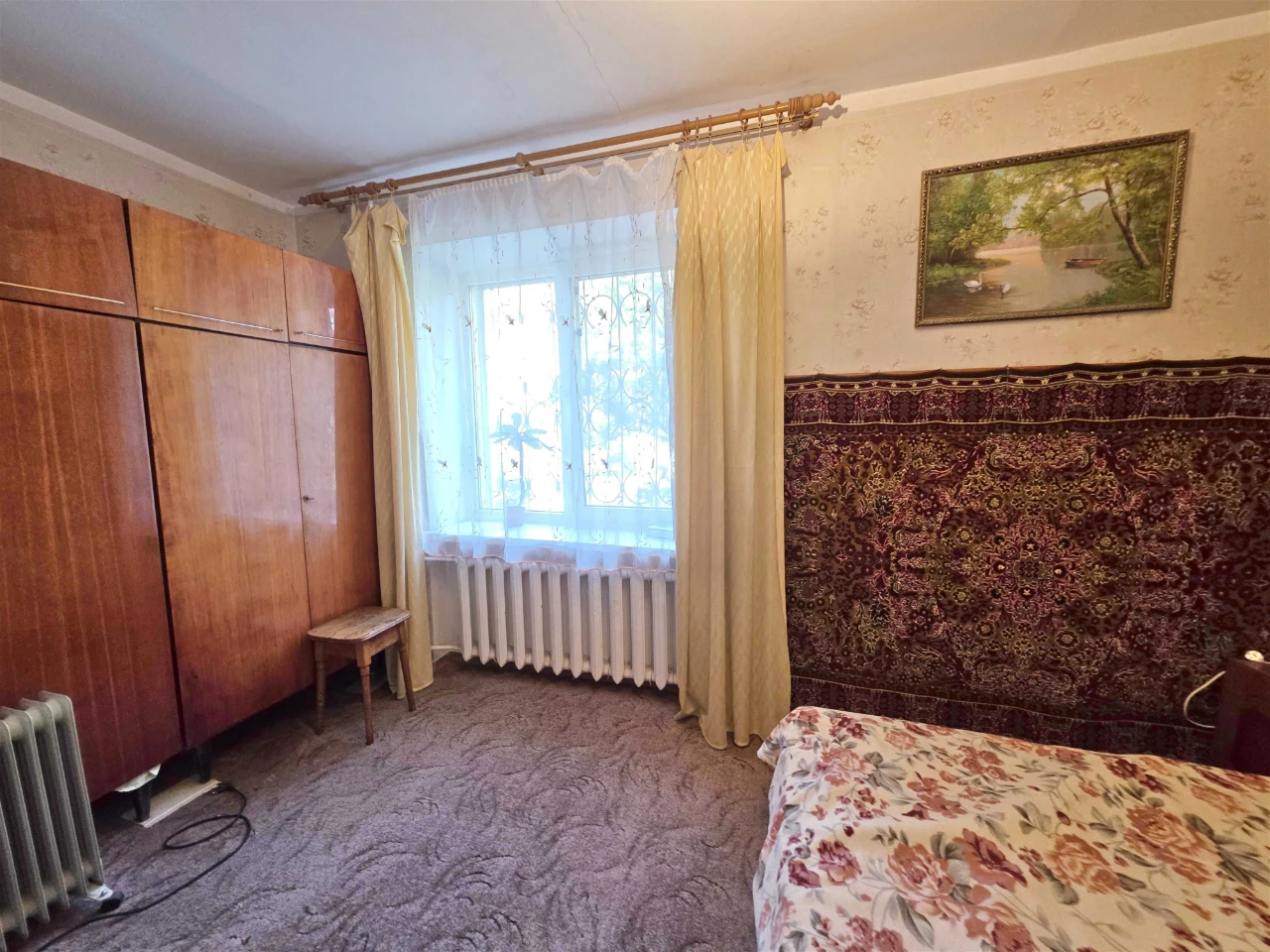 Велика квартира у центрі міста. Новий цегляний будинок. Держ