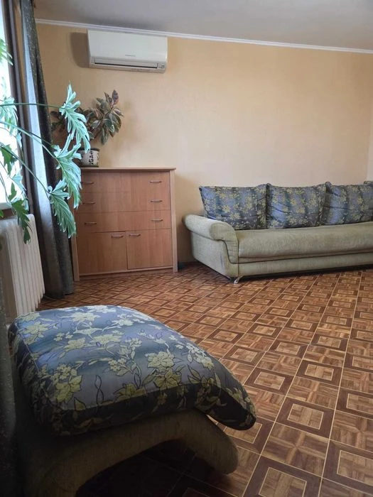 Двушка з міжповерховою кладовою та підвальним приміщенням в
