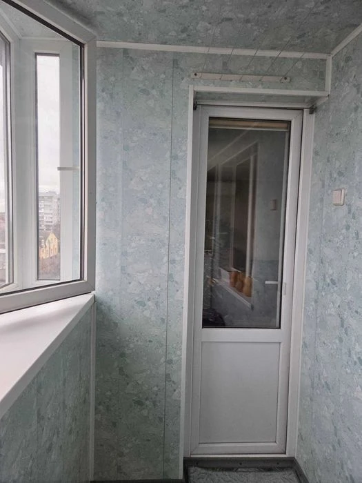 Двушка з міжповерховою кладовою та підвальним приміщенням в