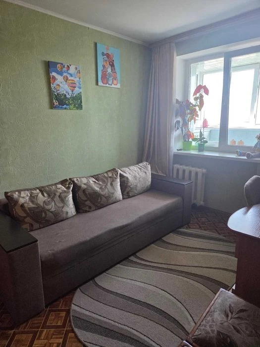 Двушка з міжповерховою кладовою та підвальним приміщенням в